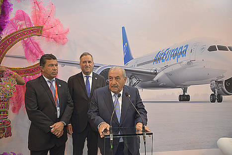 El vicepresidente de Honduras y el presidente de Air Europa dan a conocer en Fitur la nueva ruta a San Pedro Sula