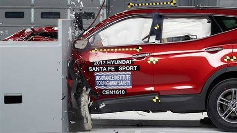 El Hyundai Santa Fe obtiene la Top Safety Pick + 2016