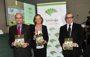 La Fundación Unicaja publica el “Informe Anual del Sector Agrario en Andalucía 2015”, que alcanza su vigésimo sexta edición