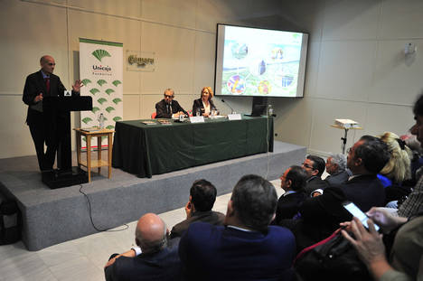La Fundación Unicaja publica el “Informe Anual del Sector Agrario en Andalucía 2015”, que alcanza su vigésimo sexta edición