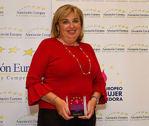 Isabel López Ferrer recibe el Premio Europeo a la mujer emprendedora