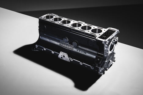 Jaguar Classic reincoopora el bloque motor XK de 3,8 litros