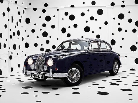 Jaguar celebra el 60º Aniversario del legendario Mk 2 con el fotógrafo Rankin