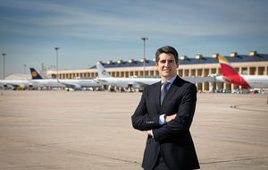 El director del aeropuerto de Sevilla, Jesús Caballero, “Ingeniero del año 2020”