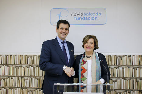 José María Sanz-Magallón, director general de Fundación Telefónica y Begoña Etxebarria, directora general de Fundación Novia Salcedo.