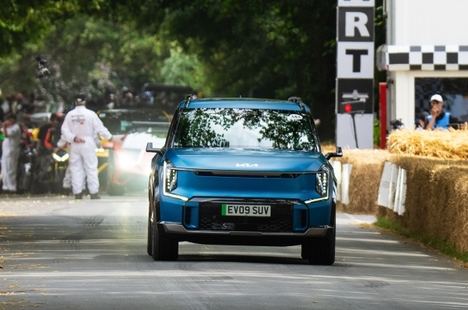 El Kia EV9 se estrena dinámicamente en Europa
 