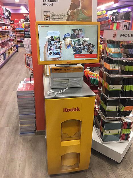 La cadena de papelerías Folder instala un kiosco digital Kodak en 50 de sus establecimientos