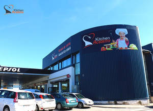 Kitchen Academy sale de la capital y aterriza en el País Vasco