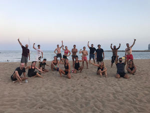 La cadena deportiva Distrito Estudio presenta en Barcelona su entrenamiento Beach Wod