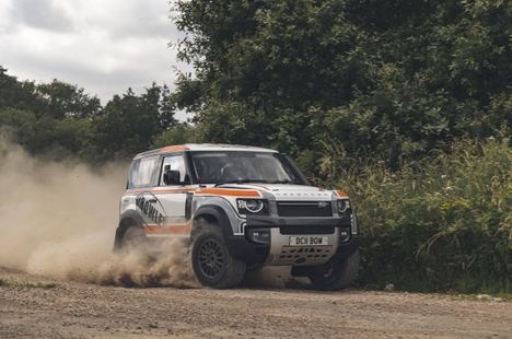 El Land Rover Defender se va de rally