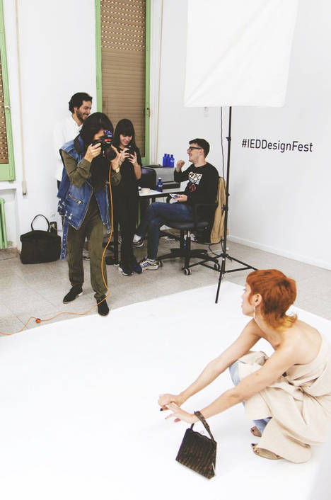 La prestigiosa escuela de diseño IED Madrid ofrece cursos de un año en fotografía creativa con comienzo en enero
