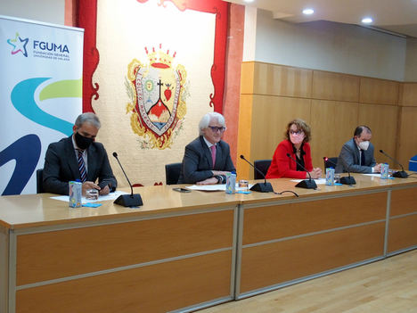 Lara, González, García Calvente y Álvarez Benítez, en la inauguración del curso.