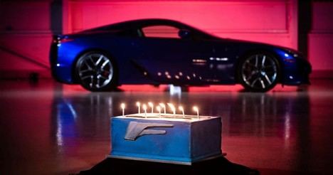 Décimo aniversario del Lexus LFA