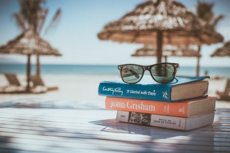 7 libros inspiradores sobre tecnología y organización empresarial para leer este verano