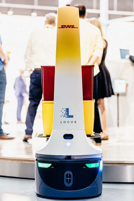 DHL amplía su acuerdo con Locus Robotics y prevé implantar cerca de 2.000 robots colaborativos hasta 2022