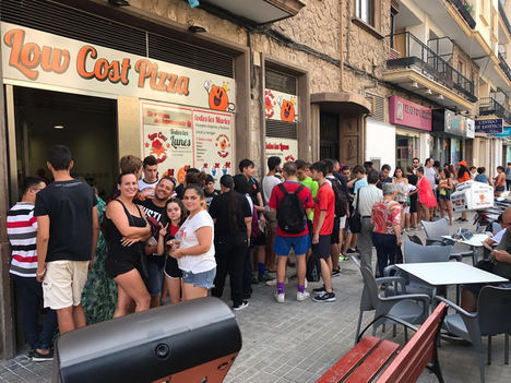 Low Cost Pizza inaugura nuevo establecimiento franquiciado en Valencia
