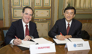 MAPFRE firma un acuerdo de colaboración con China Re para el aseguramiento de infraestructuras dentro de la Nueva Ruta de la Seda que promueve China