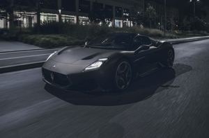 Maserati presenta el MC20 Notte