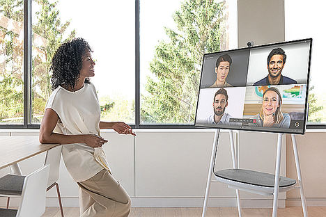 Microsoft anuncia Surface Hub 2S para impulsar el trabajo colaborativo