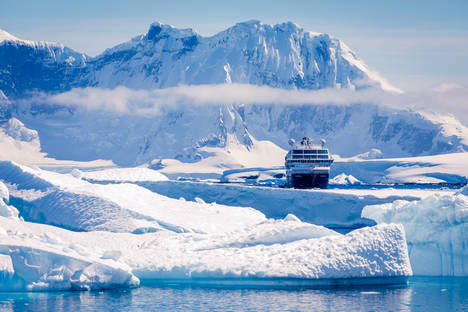 Dos nuevos itinerarios para descubrir la Antártida con Hurtigruten