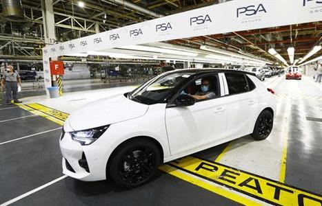 Los primeros Opel Corsa salen de la planta de Zaragoza