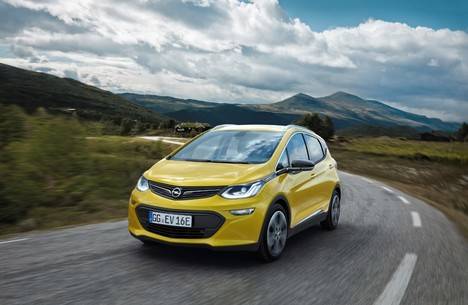 El Grupo Opel y el nuevo Ampera-e premios AUTOBEST 2016