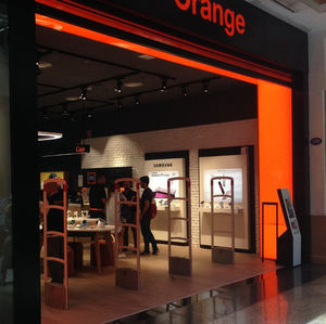 Orange apuesta por los sistemas antihurto de Checkpoint Systems