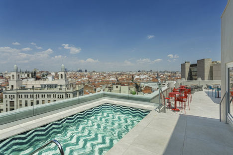 Kike Sarasola abre su nuevo hotel, Room Mate Macarena, en plena Gran Vía madrileña con una espectacular terraza