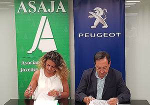 Peugeot y ASAJA renuevan su convenio de colaboración para facilitar la movilidad de los agricultores