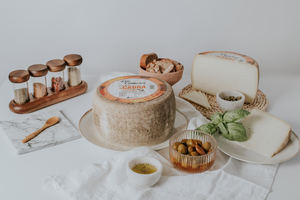 El nuevo queso de cabra semicurado de Lácteos Martínez-Queso los Cameros, un delicioso ejemplo de sostenibilidad rural en la España vaciada