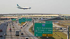 Reabre aeropuerto de Fort Lauderdale despues del atentado
