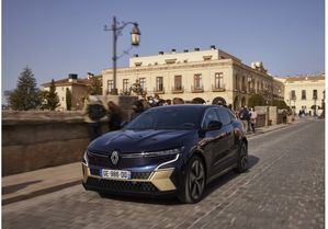 Renault Megane E-TECH 100% eléctrico 5 estrellas Euro Ncap