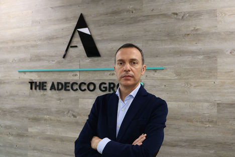 Roberto Villar, Grupo Adecco.
