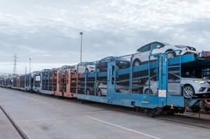 SEAT S.A. y Volkswagen Autoeuropa conectan por tren las factorías de Martorell y Palmela