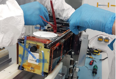 Sateliot ultima con Open Cosmos el lanzamiento de su primer nanosatélite el próximo 20 de marzo