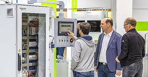 Schneider Electric presenta soluciones digitales de colaboración y productividad para la industria