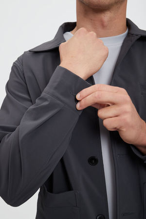 Sepiia lanza Windbreaker: la chaqueta con hilo Coolmax® que ayuda a regular la temperatura