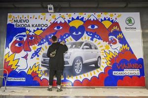 Skoda pone color a la campaña de lanzamiento del Karoq