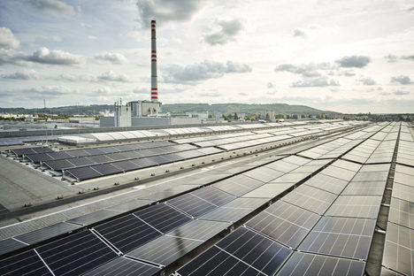 Skoda, los nuevos sistemas fotovoltaicos contribuyen a la producción neutra en carbono