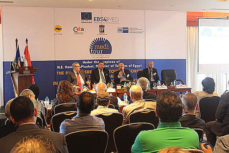 Sostenibilidad, digitalización e incorporación de la mujer al Turismo Mediterráneo
