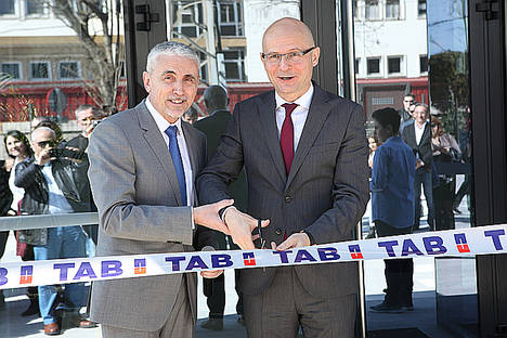 TAB Batteries inaugura sus nuevas instalaciones en Barcelona