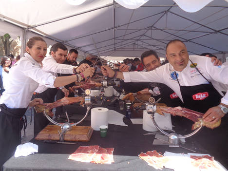 Toledo consigue el Récord Guinness del plato de jamón más grande del mundo