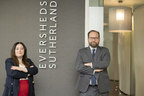 Teresa Villarroya y Jacobo Martínez, Eversheds Sutherland en España.