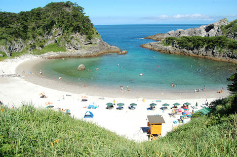 Playa Tomari  (Shikinejima Island).