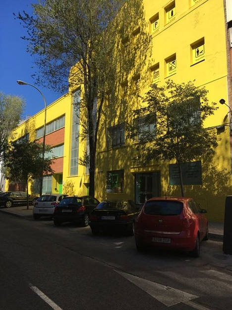 Nuevo centro del Grupo Tu Trastero en la calle Julian Camarillo de Madrid, barrio de San Blas Canillejas