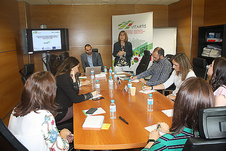 Un momento de la reunión celebrada en Vitartis con motivo del lanzamiento de la estrategia de bioeconomía para la industria agroalimentaria.   
