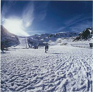 Escápate a la nieve en el Pirineo Catalán esta Navidad de la mano de Avancar y FGC