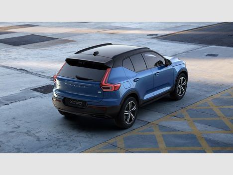 Volvo XC40 Recharge T-5 Twin R-Design
