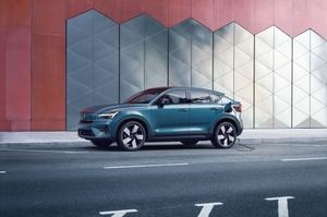 Volvo presenta un XC40 Recharge remodelado y un C40 de un solo motor