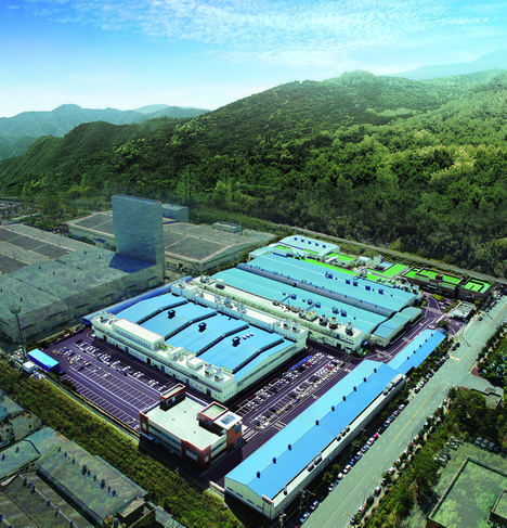 La planta de NSK en Changwon, Corea, es un centro de ámbito internacional para la producción de guías lineales de precisión.